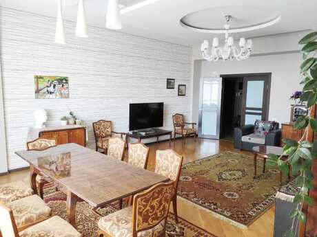 3 otaqlı mənzil, 137 m², İnşaatçılar: 415 000 ₼ 3
