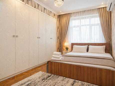 Elan №6372544 - Bakı, Şah İsmayıl Xətai m., 3 otaqlı, 100 m², 10/16 mərtəbə