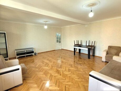 Elan №6372547 - Bakı, Azadlıq Prospekti m., 5 otaqlı, 95 m², 5/5 mərtəbə