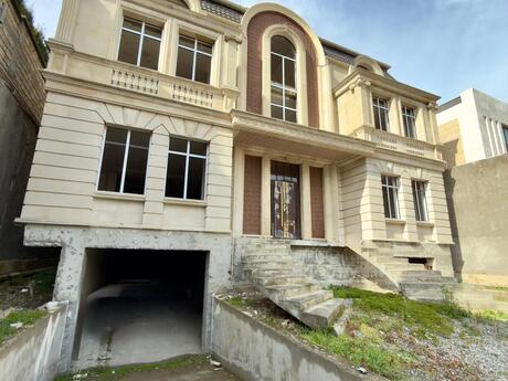 Elan №6372606 - Bakı, Azadlıq Prospekti m., 9 otaqlı, 800 m²