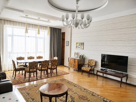 3 otaqlı mənzil, 140 m², İnşaatçılar: 415 000 ₼ 3