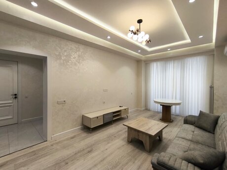 2 otaqlı yeni tikili - Şah İsmayıl Xətai m. - 75 m²