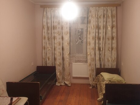 1 otaqlı həyət evi/bağ evi - Badamdar q. - 40 m²