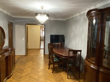 3 otaqlı köhnə tikili - Nəriman Nərimanov m. - 100 m²