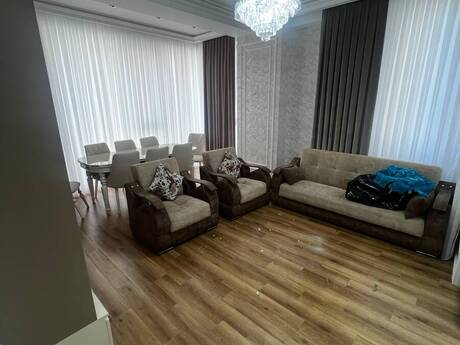 Kirayə 2 otaqlı mənzil, 70 m², İnşaatçılar: 750 ₼/ay 3