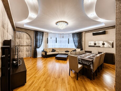 3 otaqlı mənzil, 145 m², İnşaatçılar: 370 000 ₼ 2