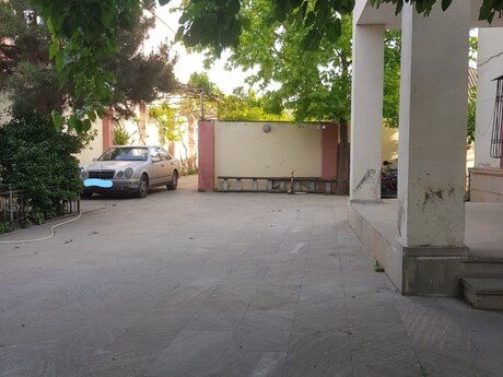 6 otaqlı həyət evi, 220 m², Albalılıq: 230 000 ₼ 2