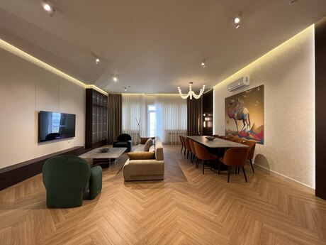 Elan №6373307 - Bakı, Şah İsmayıl Xətai m., 6 otaqlı, 440 m², 15/15 mərtəbə