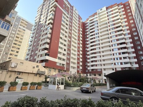 Объявление №6373328 - Баку, м. Кара Караев, 3-комн., 130 м², 5/16 этаж