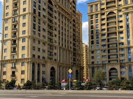 Elan №6373335 - Bakı, Bayıl q., 2 otaqlı, 79 m², 15/17 mərtəbə