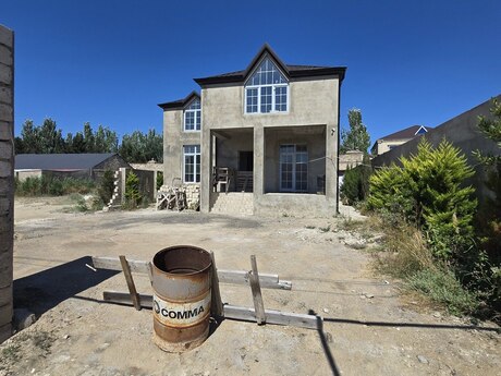 5 otaqlı həyət evi/bağ evi - Mərdəkan q. - 240 m²