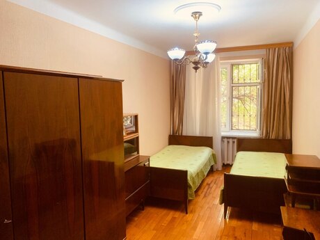 2 otaqlı köhnə tikili - İçəri Şəhər m. - 50 m²