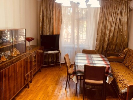 2 otaqlı köhnə tikili - İçəri Şəhər m. - 50 m²