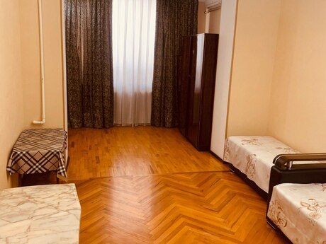 2 otaqlı köhnə tikili - İçəri Şəhər m. - 50 m²