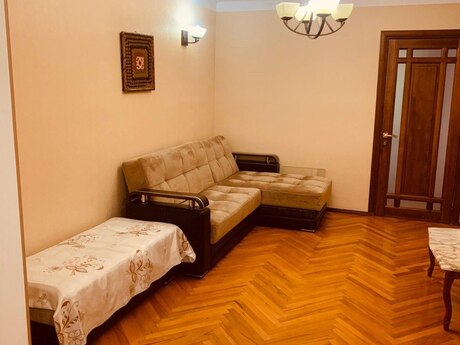 2 otaqlı köhnə tikili - İçəri Şəhər m. - 50 m²