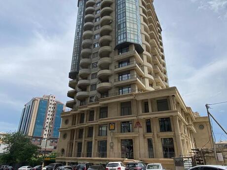 Объект - м. Низами - 450 м²
