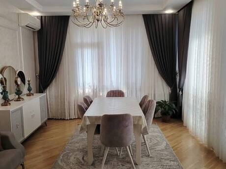 4-комнатная квартира, 156 м², Bakıxanov: 450 000 ₼ 2