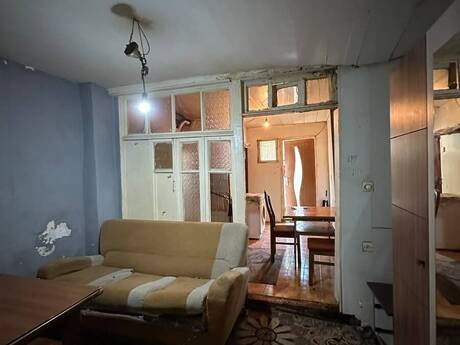 Сдаётся 2-комнатная квартира в старом фонде, Nizami, 35 м², 300 AZN/мес, фото 3 / 9
