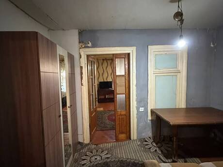 Сдаётся 2-комнатная квартира в старом фонде, Nizami, 35 м², 300 AZN/мес, фото 5 / 9