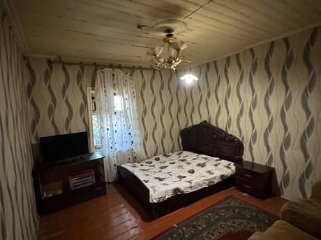 2-room apartment, 35 m², Nizami, 300 AZN