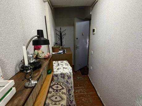 2 otaqlı köhnə tikili - Həzi Aslanov m. - 40 m²