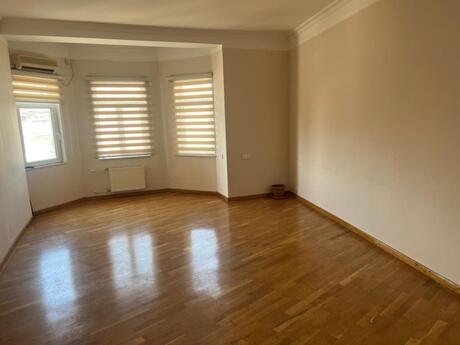 5-комн. офис - м. Низами - 160 м²