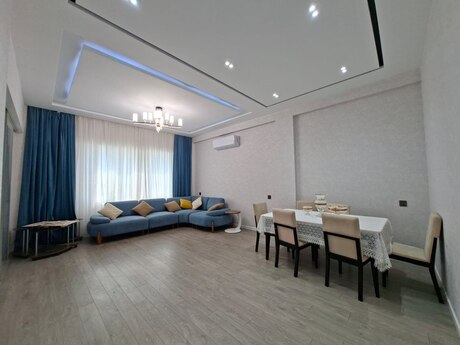 Объявление №6373668 - Баку, пос. Биладжары, 3-комн., 121 м², 12/15 этаж
