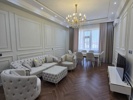 Объявление №6373746 - Баку, м. Ичеришехер, 4-комн., 190 м², 4/16 этаж