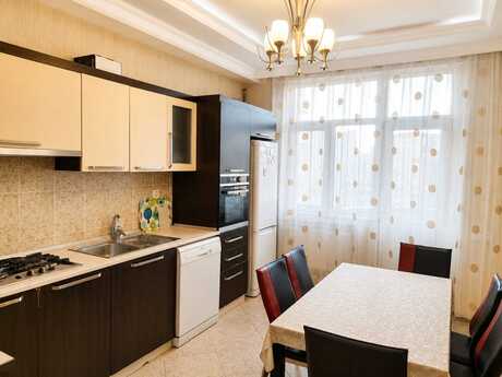 4 otaqlı mənzil, 170 m², Nizami: 510 000 ₼ 5