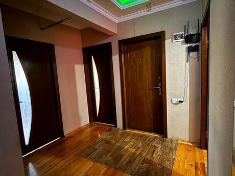 Elan №6373727 - Bakı, Yeni Günəşli q., 4 otaqlı, 90 m², 3/9 mərtəbə