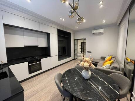 Kirayə 3 otaqlı mənzil, 110 m², 28 May: 2 400 ₼/ay 5