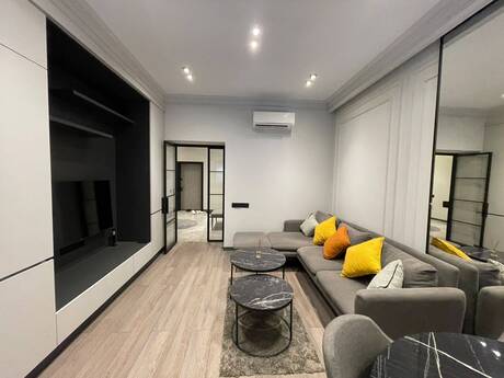 3 otaqlı yeni tikili - 28 May m. - 110 m²