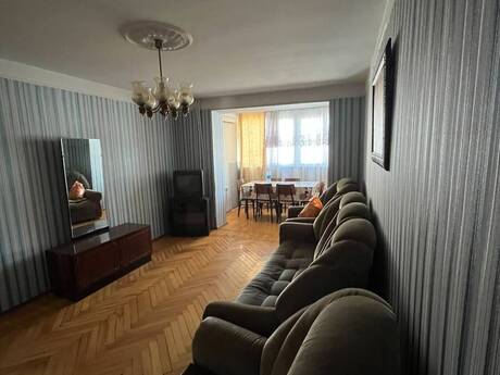 3 otaqlı köhnə tikili - Elmlər Akademiyası m. - 100 m²
