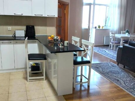 3-комнатная квартира, 75 м², Koroğlu: 218 000 ₼ 2