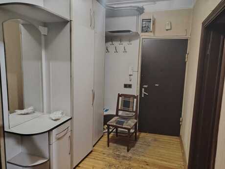 3-room apartment for rent, 85 m², 8-ci mikrorayon: 700 ₼/mo 4