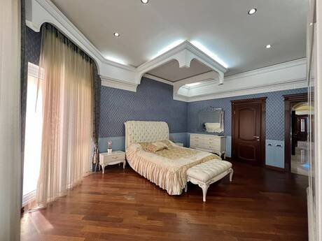 5 otaqlı mənzil, 250 m², 28 May: 830 000 ₼ 5