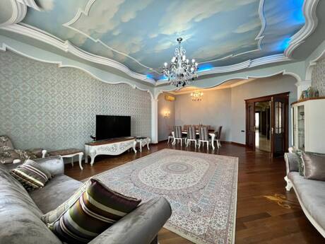 5 otaqlı mənzil, 250 m², 28 May: 830 000 ₼ 3