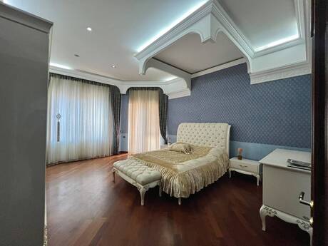 5 otaqlı mənzil, 250 m², 28 May: 830 000 ₼ 4