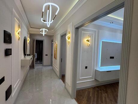 3 otaqlı mənzil, 85 m², Neftçilər: 254 000 ₼ 2