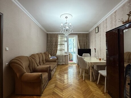 3 otaqlı köhnə tikili - Nərimanov r. - 75 m²