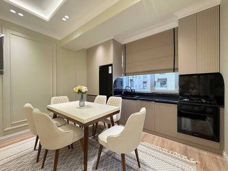 3 otaqlı yeni tikili - 8 Noyabr m. - 155 m²
