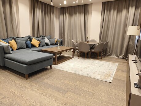 28 Mayda 2 otaqlı yeni tikili mənzil kirayə verilir, 75 m², 1 400 AZN/ay, şəkil 3 / 12