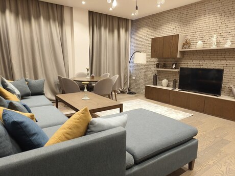 28 Mayda 2 otaqlı yeni tikili mənzil kirayə verilir, 75 m², 1 400 AZN/ay, şəkil 2 / 12