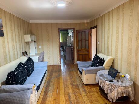 3 otaqlı köhnə tikili - İnşaatçılar m. - 65 m²