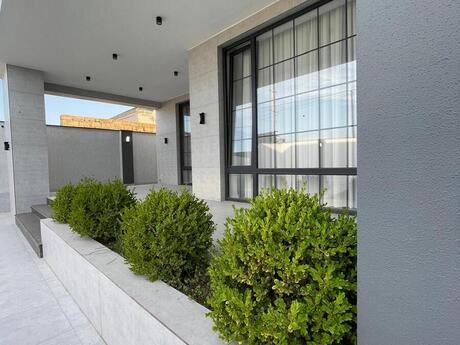 Elan №6374317 - Bakı, Novxanı q., 3 otaqlı, 135 m²