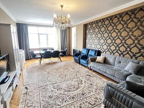 3 otaqlı yeni tikili - Elmlər Akademiyası m. - 147 m²