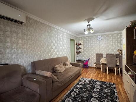 Elan №6374329 - Bakı, İnşaatçılar m., 2 otaqlı, 45 m², 3/5 mərtəbə