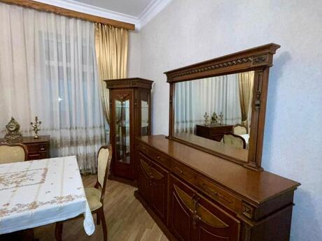 3 otaqlı həyət evi/bağ evi - Nərimanov r. - 120 m²
