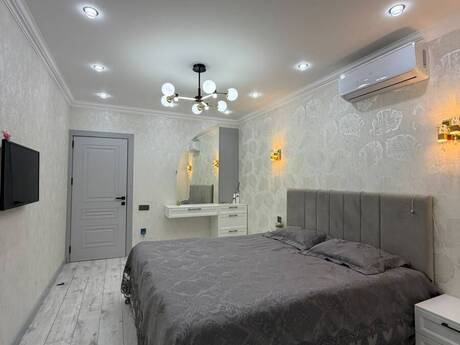 4 otaqlı köhnə tikili - Xalqlar Dostluğu m. - 110 m²