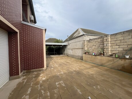 6 otaqlı həyət evi/bağ evi - Saray q. - 206 m²